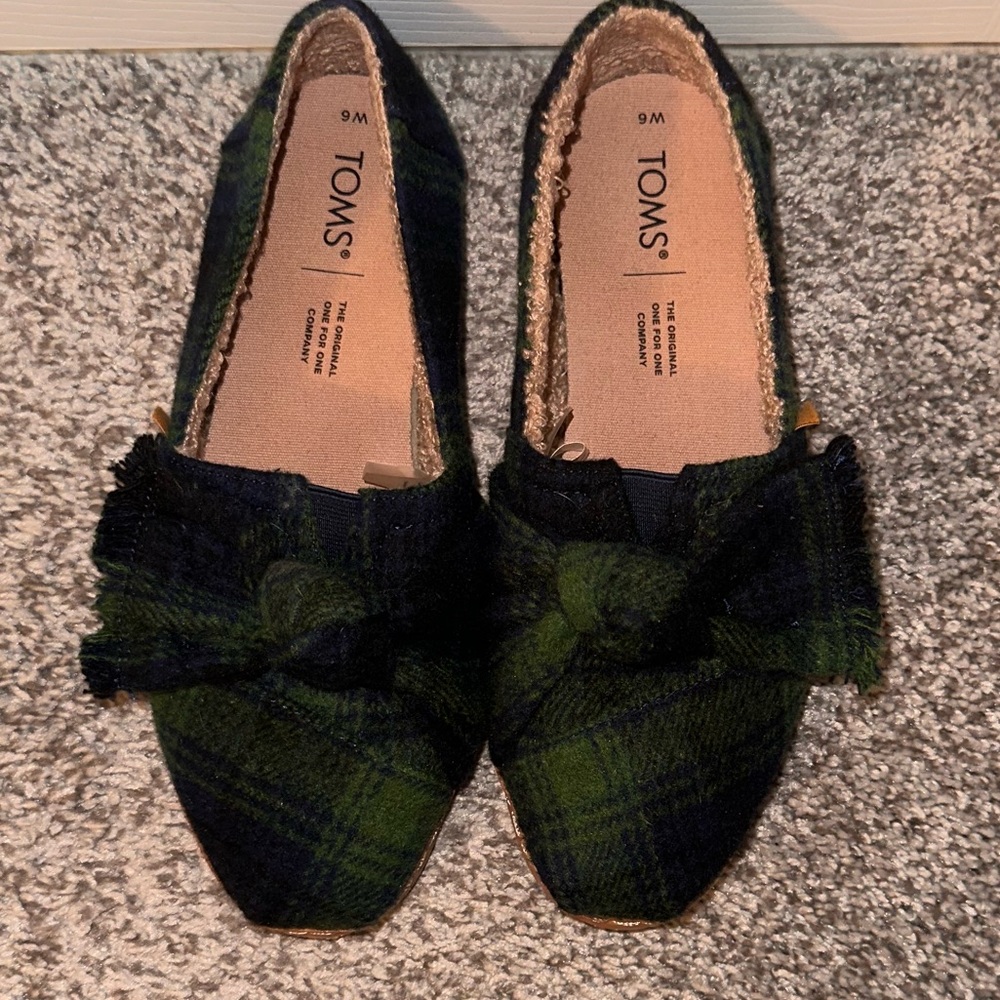 Plaid Alpargata Toms with Bow